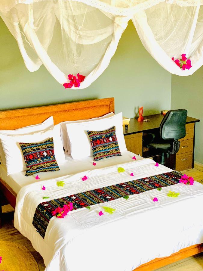 Bed and Breakfast Uroa Getaway Exterior foto